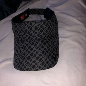 Nike visor
